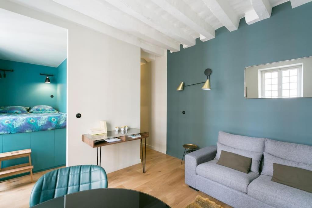 Romantic Brand New In Paris, Bathroom, Kitchen Parijs