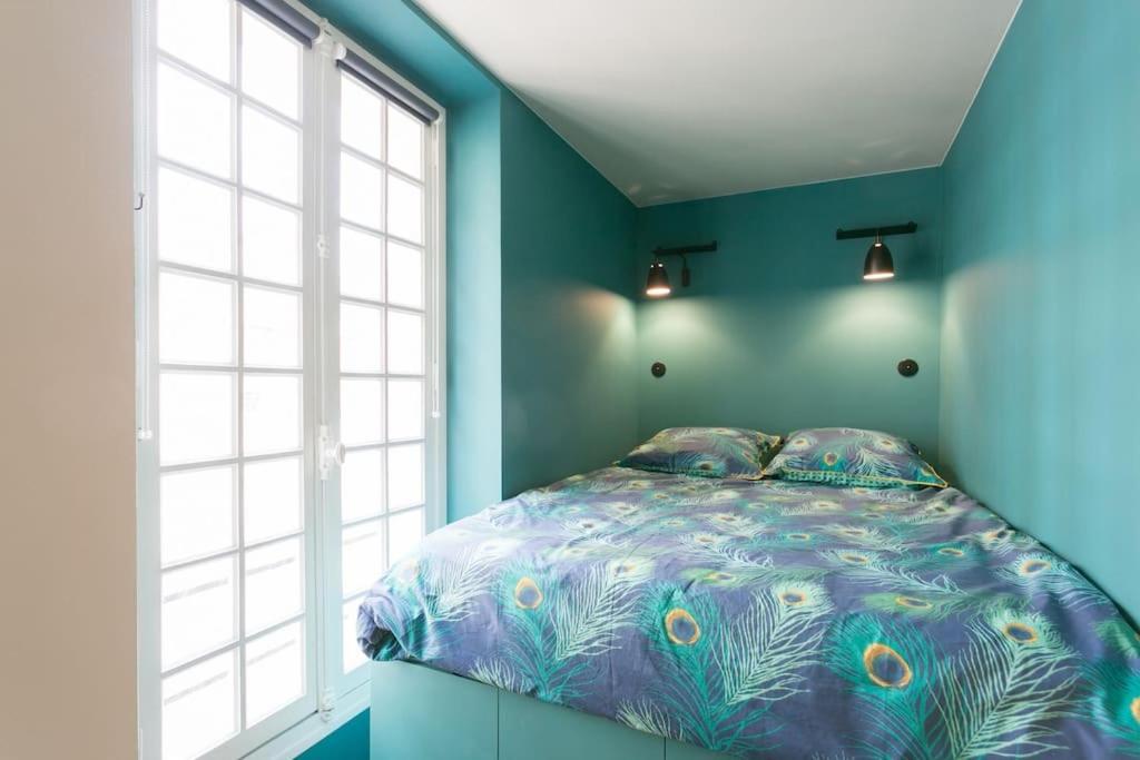 Romantic Brand New In Paris, Bathroom, Kitchen * Parijs